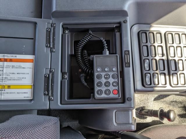 MITSUBISHI FUSOU SUPER GREAT 2014 Image 31