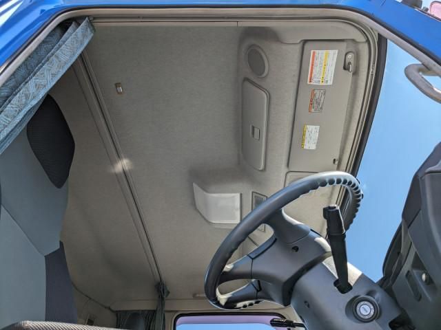 MITSUBISHI FUSOU SUPER GREAT 2014 Image 31