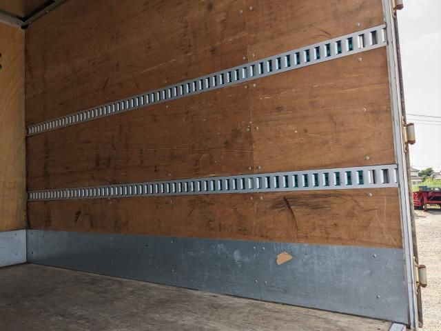 ISUZU ELF 2018 Image 31