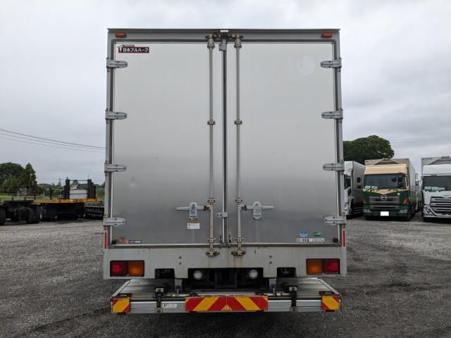 ISUZU FORWARD 2017 Image 31