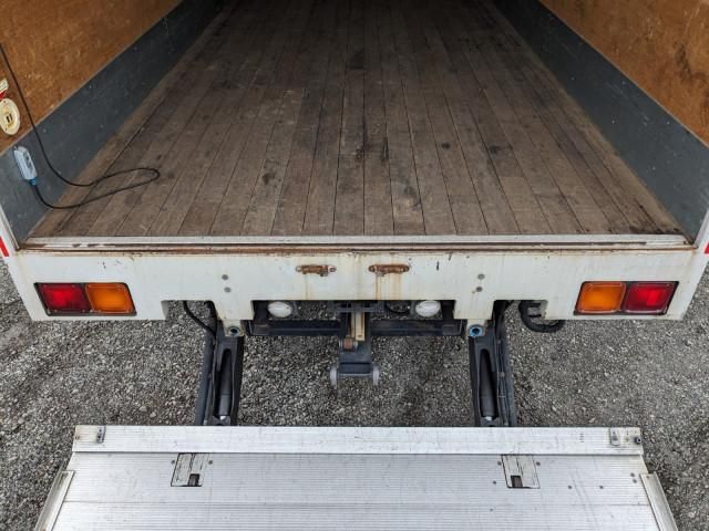 ISUZU FORWARD 2017 Image 31