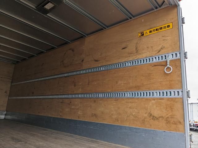 ISUZU FORWARD 2017 Image 31