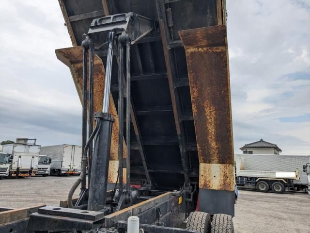 ISUZU GIGA 2014 Image 31