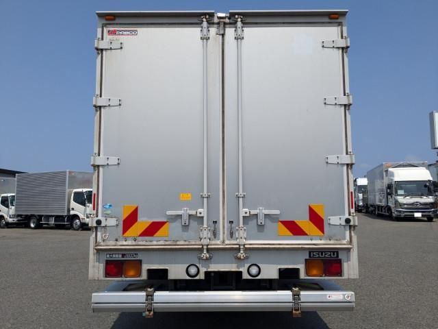 ISUZU FORWARD 2018 Image 31