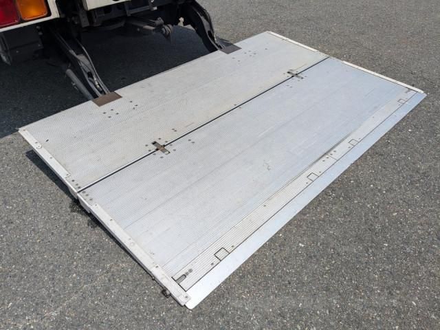 ISUZU FORWARD 2018 Image 31