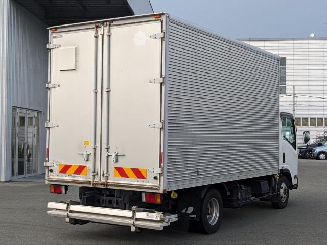 ISUZU ELF 2018 Image 31