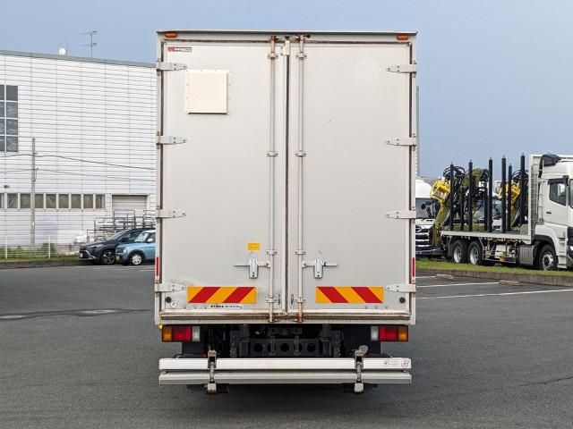 ISUZU ELF 2018 Image 31