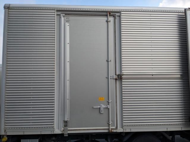 ISUZU ELF 2018 Image 31