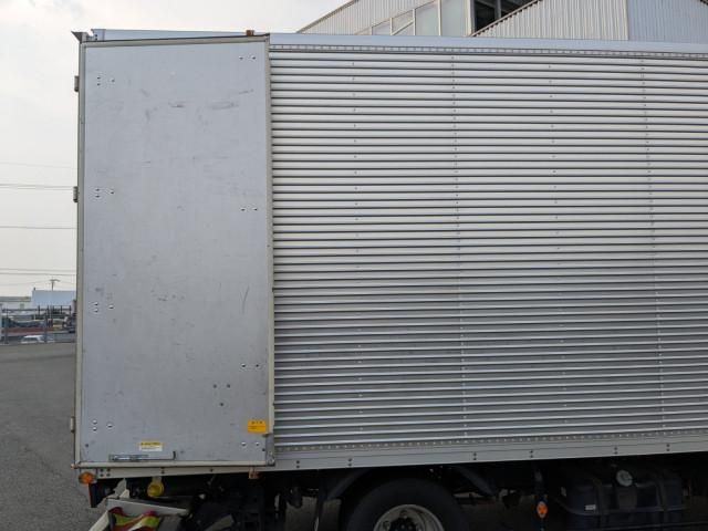 ISUZU ELF 2018 Image 31