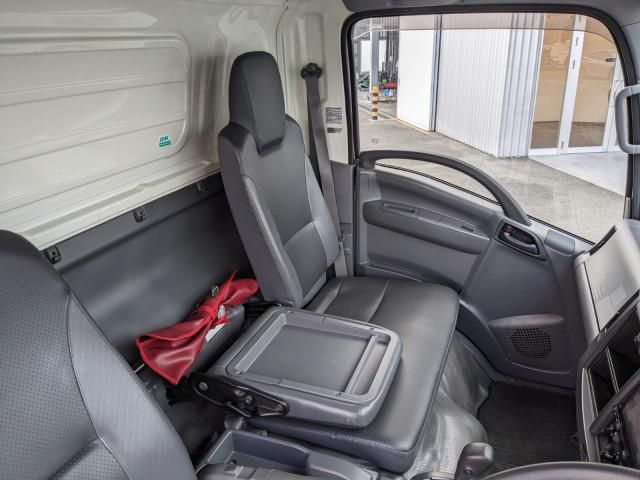 ISUZU ELF 2018 Image 31