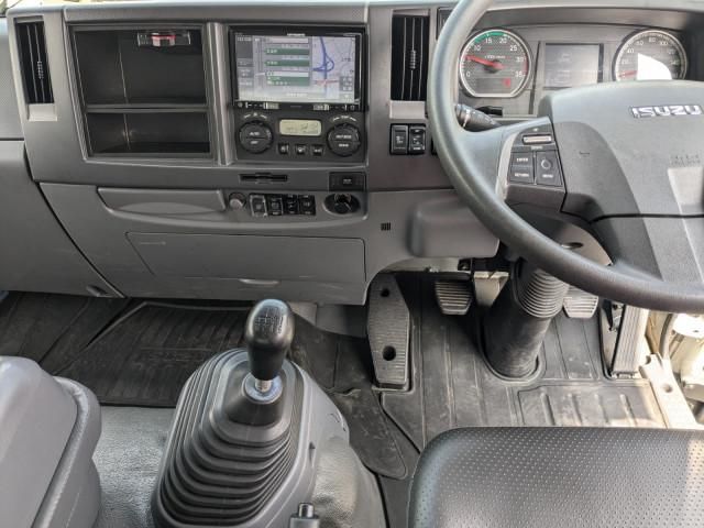 ISUZU FORWARD 2018 Image 31
