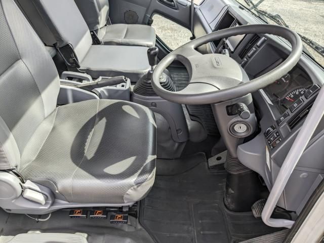 ISUZU FORWARD 2017 Image 31