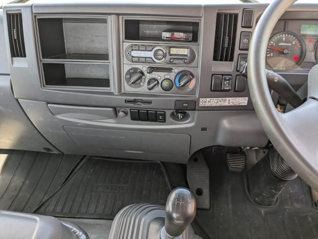 ISUZU FORWARD 2016 Image 31