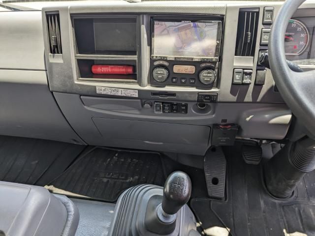 ISUZU FORWARD 2018 Image 31