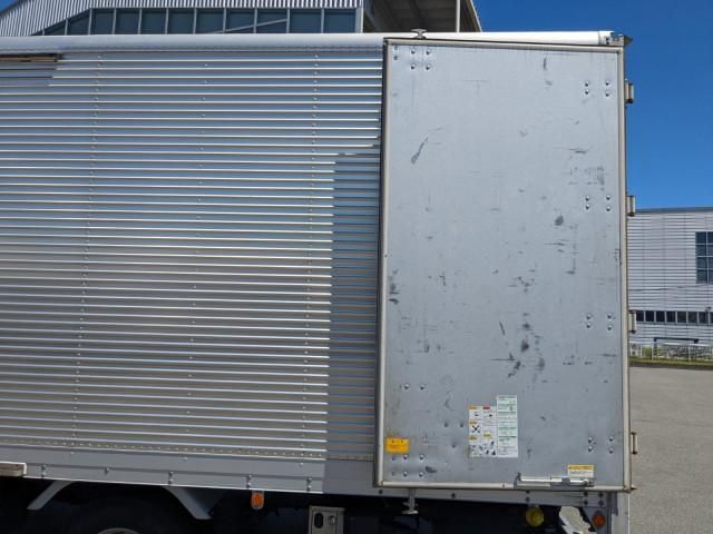 ISUZU FORWARD 2018 Image 31