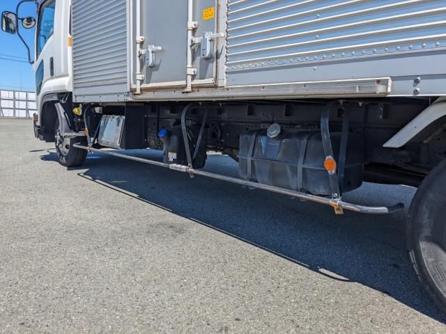 ISUZU FORWARD 2018 Image 31