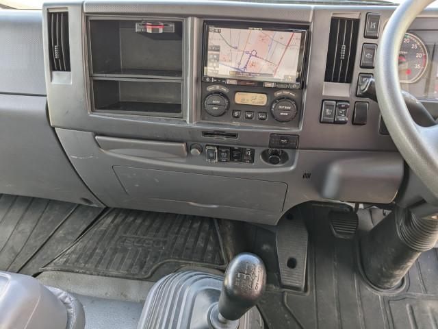 ISUZU FORWARD 2018 Image 31