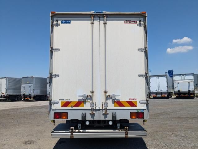 ISUZU FORWARD 2018 Image 31