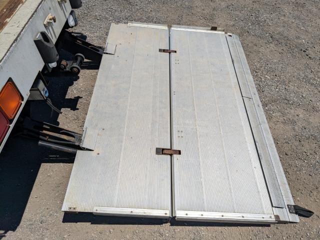 ISUZU FORWARD 2018 Image 31