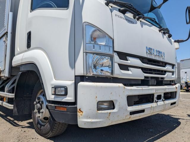 ISUZU FORWARD 2018 Image 31