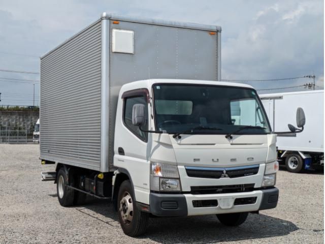 MITSUBISHI CANTER 2018 Image 31