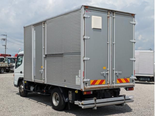 MITSUBISHI CANTER 2018 Image 31