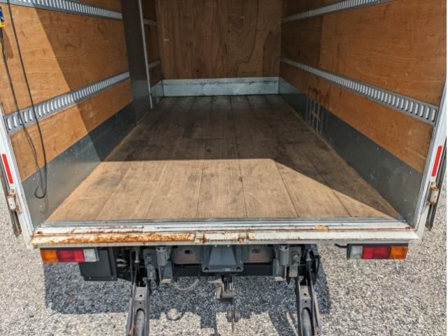 MITSUBISHI CANTER 2018 Image 31