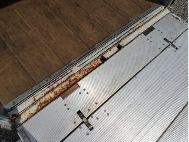 MITSUBISHI CANTER 2018 Image 31