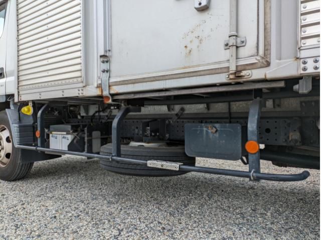 MITSUBISHI CANTER 2018 Image 31