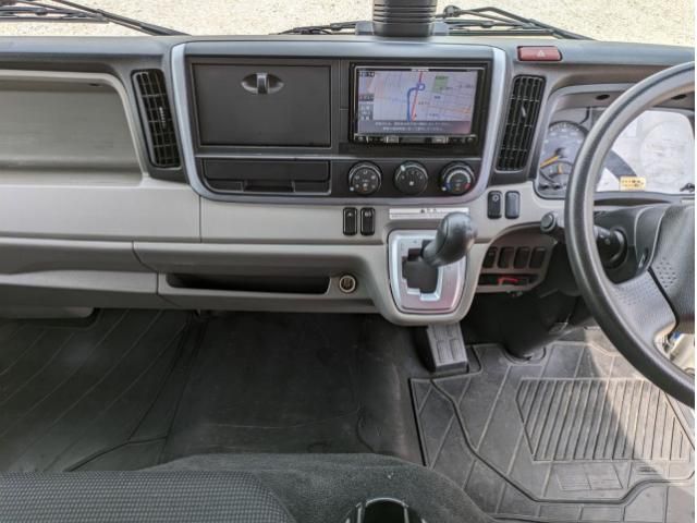 MITSUBISHI CANTER 2018 Image 31