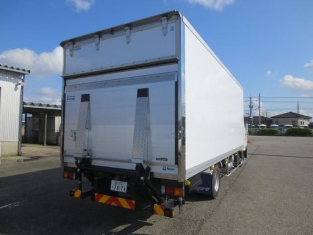 MITSUBISHI FUSOU FIGHTER 2023 Image 31