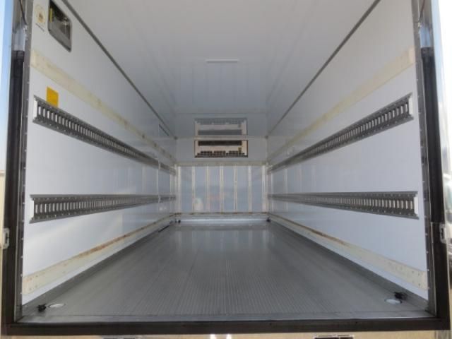 MITSUBISHI FUSOU FIGHTER 2023 Image 31