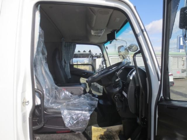 MITSUBISHI FUSOU FIGHTER 2023 Image 31