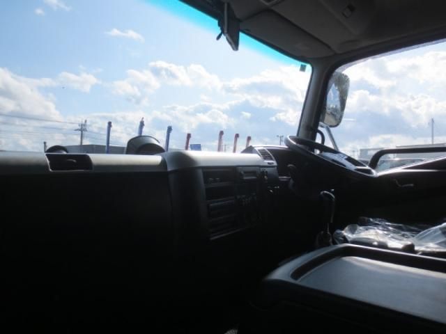 MITSUBISHI FUSOU FIGHTER 2023 Image 31