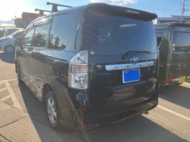 TOYOTA VOXY 4WD 2009 Image 31