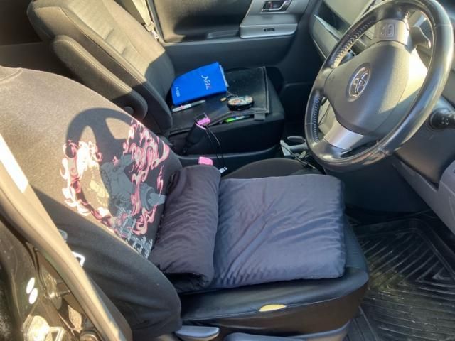 TOYOTA VOXY 4WD 2009 Image 31