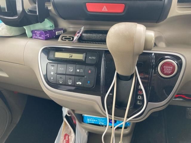 HONDA N_BOX 2014 Image 31