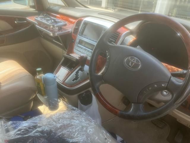 TOYOTA ALPHARD 2004 Image 31