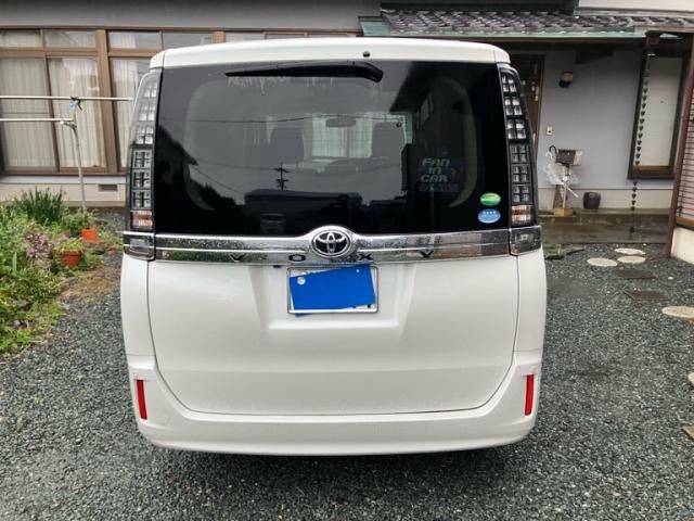 TOYOTA VOXY 2015 Image 31