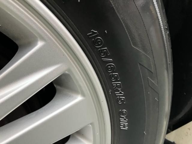 TOYOTA VOXY 2015 Image 31