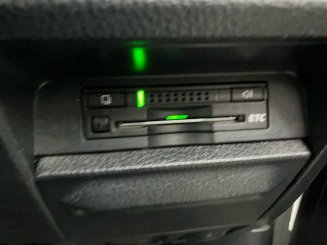 TOYOTA VOXY 2015 Image 31