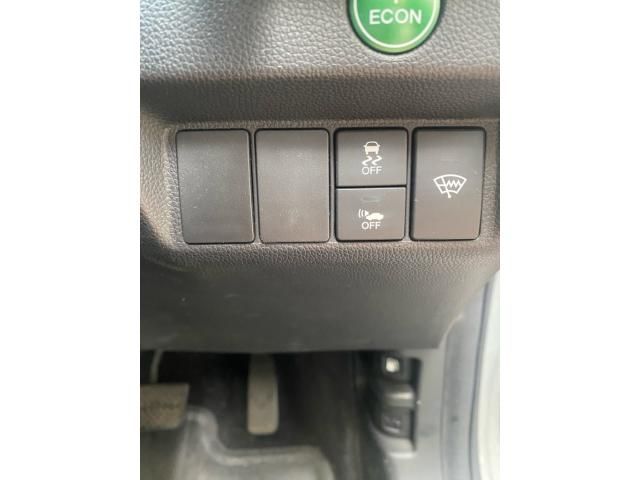 HONDA FIT HYBRID 4WD 2014 Image 31