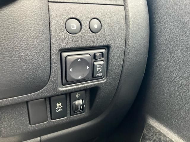 NISSAN MARCH 2016 Image 31