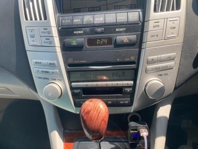 TOYOTA HARRIER 2WD 2008 Image 31