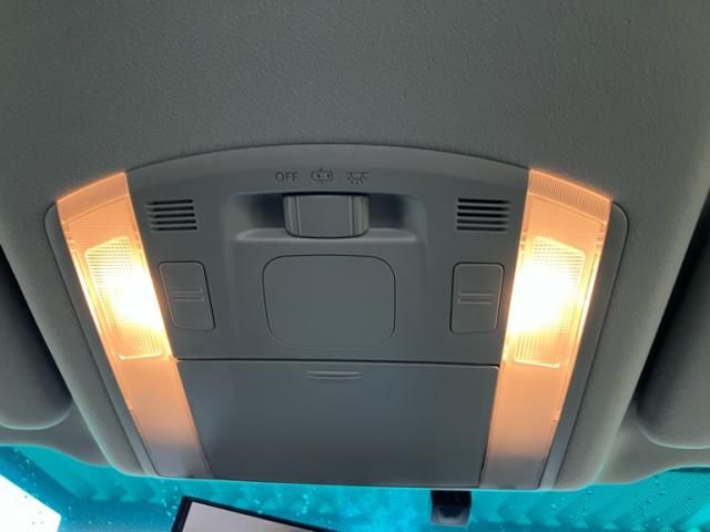 TOYOTA VELLFIRE 4WD 2011 Image 31