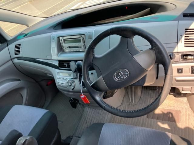 TOYOTA ESTIMA 2006 Image 31