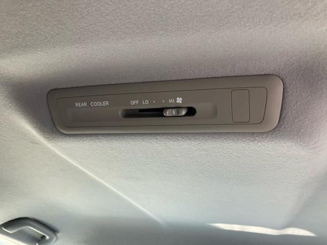 TOYOTA ESTIMA 2006 Image 31