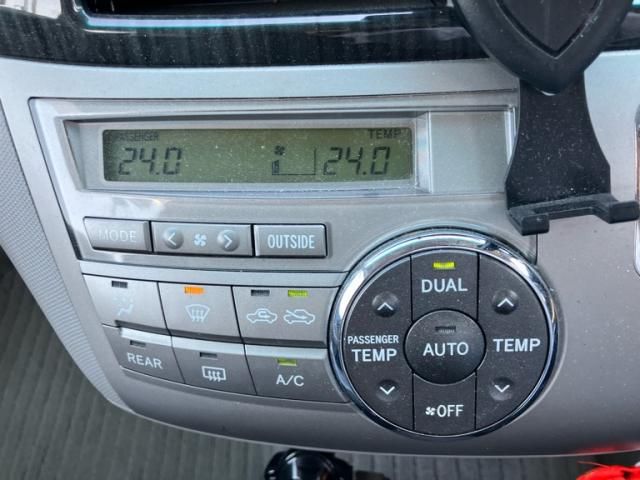 TOYOTA ESTIMA 2006 Image 31