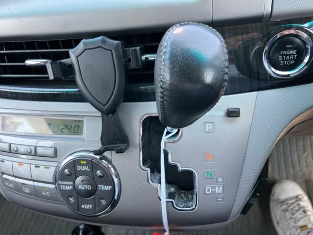 TOYOTA ESTIMA 2006 Image 31