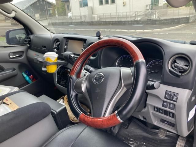 NISSAN NV350 CARAVAN 4WD 2019 Image 31